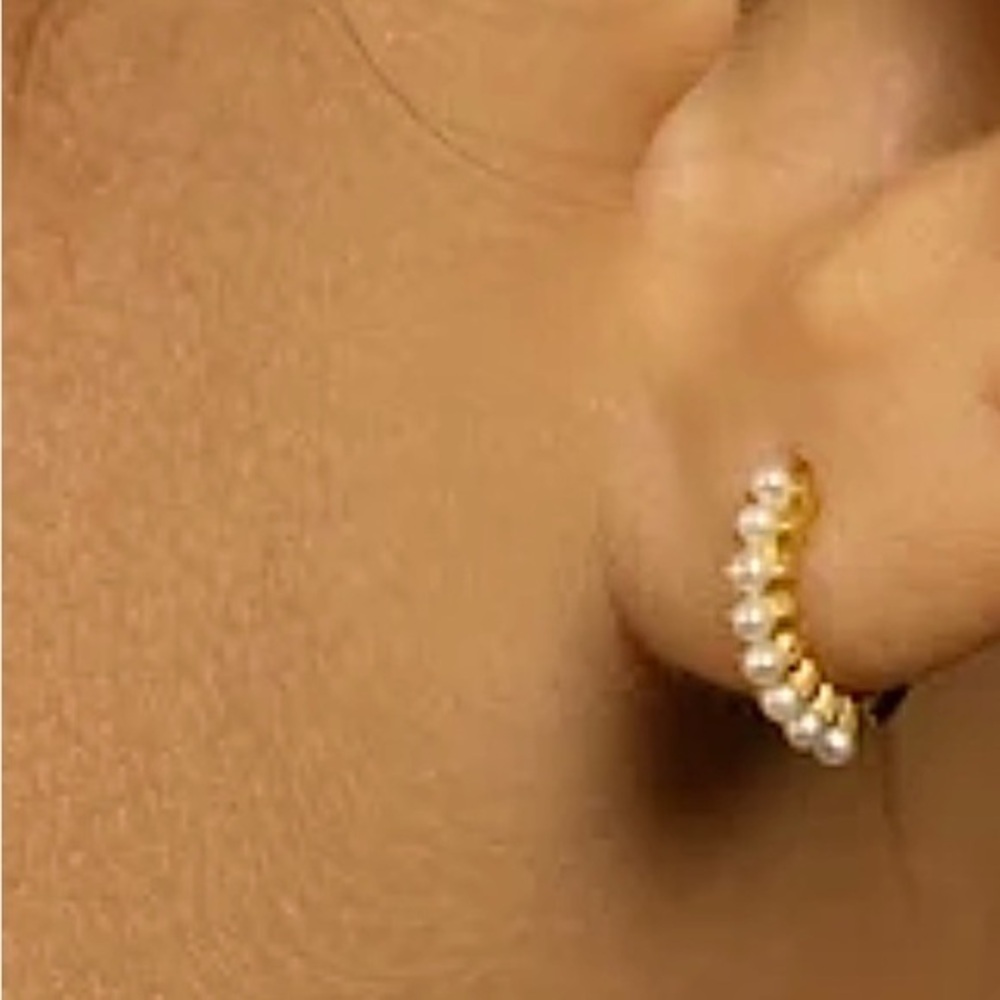 14k vermeil Gold Stacked pearl Conch Daith Cartilage Earring earrings